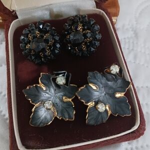 Small Haul Vintage Clip Earrings